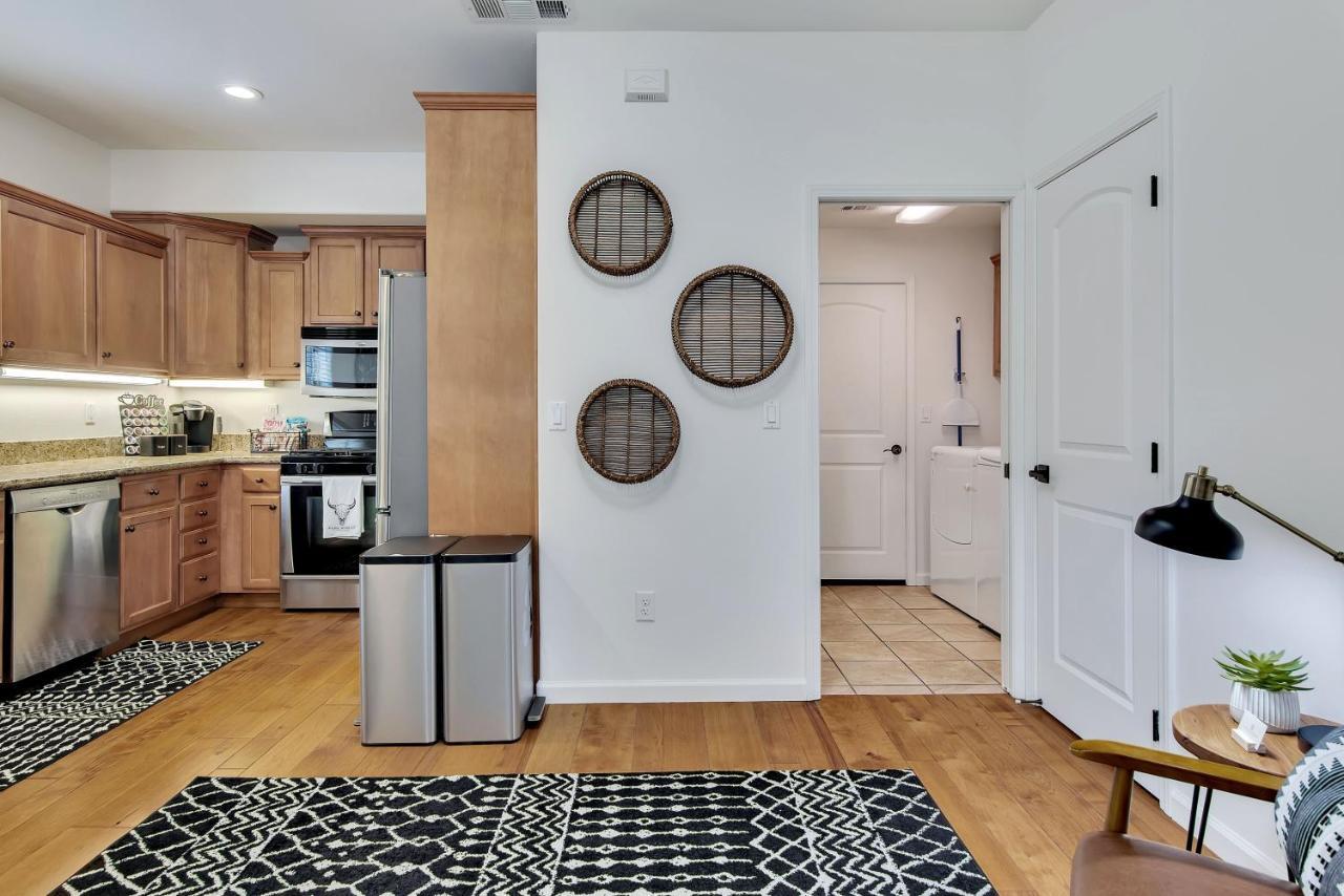 Downtown Paso: Sip N Sleepz 3 Bed/2.5 Bath Villa Paso Robles Exterior photo