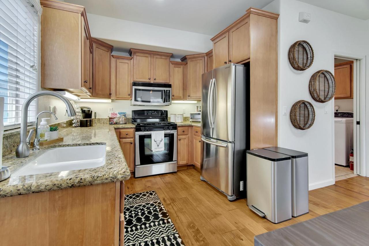 Downtown Paso: Sip N Sleepz 3 Bed/2.5 Bath Villa Paso Robles Exterior photo